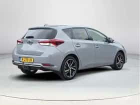 Toyota Auris (2018) thumbnail 5