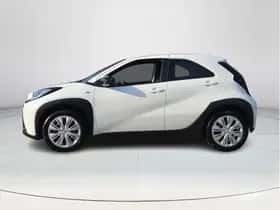 Toyota Aygo X (2024) thumbnail 2