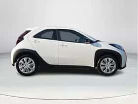 Toyota Aygo X (2024) thumbnail 6