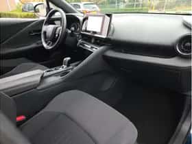 Toyota C-HR (2025) thumbnail 19