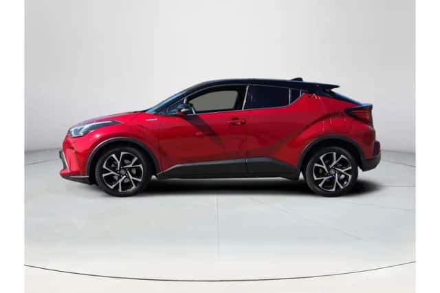 Toyota C-HR (2021) thumbnail 2