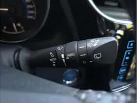 Toyota Auris (2016) thumbnail 31