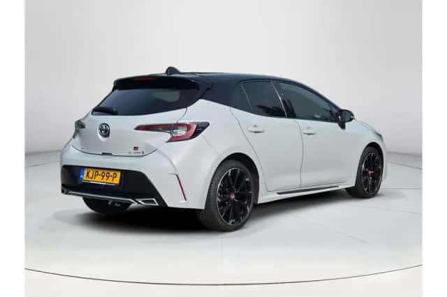Toyota Corolla (2022) thumbnail 5