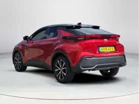 Toyota C-HR (2024) thumbnail 3
