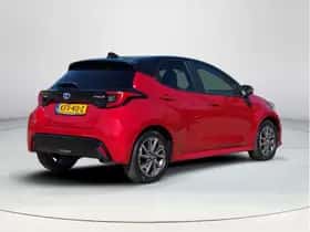 Toyota Yaris (2023) thumbnail 5