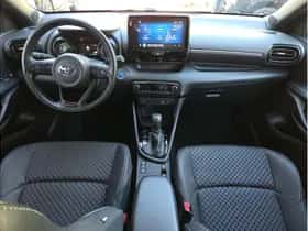 Toyota Yaris (2023) thumbnail 9