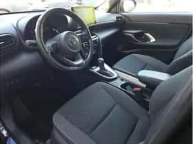 Toyota Yaris Cross (2024) thumbnail 16