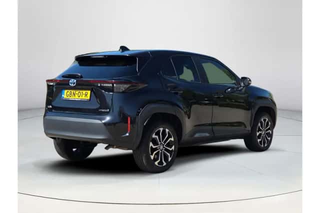 Toyota Yaris Cross (2024) thumbnail 5