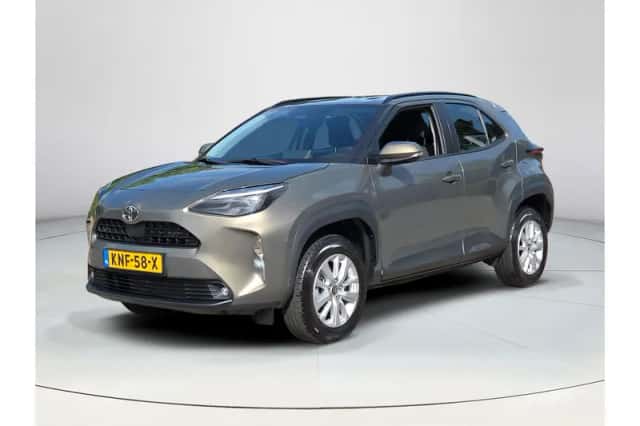 Toyota Yaris Cross (2025) thumbnail 1