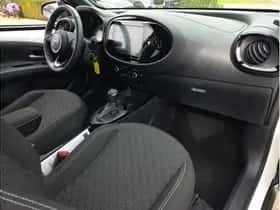 Toyota Aygo X (2024) thumbnail 18
