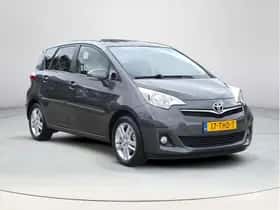 Toyota Verso-S (2012) thumbnail 7