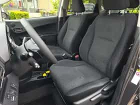 Toyota Verso-S (2012) thumbnail 10