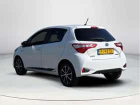 Toyota Yaris (2018) thumbnail 3