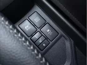 Toyota Yaris (2018) thumbnail 24