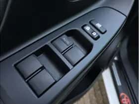 Toyota Yaris (2018) thumbnail 27