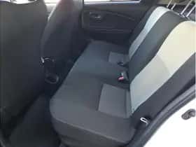 Toyota Yaris (2018) thumbnail 31