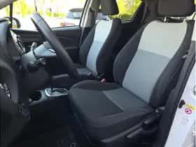 Toyota Yaris (2018) thumbnail 10