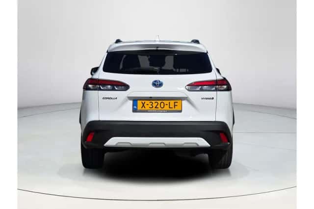 Toyota Corolla (2023) thumbnail 4