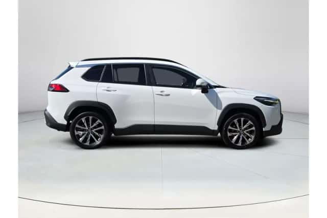 Toyota Corolla (2023) thumbnail 6
