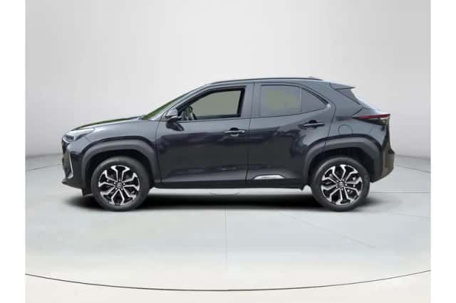 Toyota Yaris Cross (2023) thumbnail 2