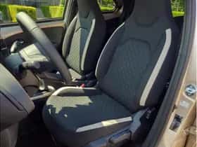 Toyota Aygo X (2025) thumbnail 10
