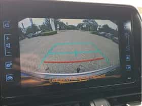 Toyota C-HR (2018) thumbnail 23