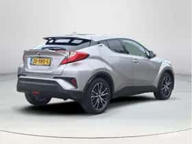 Toyota C-HR (2018) thumbnail 5