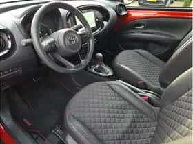 Toyota Aygo X (2023) thumbnail 14