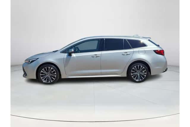 Toyota Corolla (2025) thumbnail 2