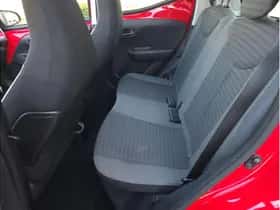 Toyota Aygo (2019) thumbnail 25
