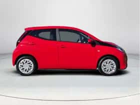 Toyota Aygo (2019) thumbnail 6