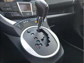 Toyota Verso-S (2015) thumbnail 11