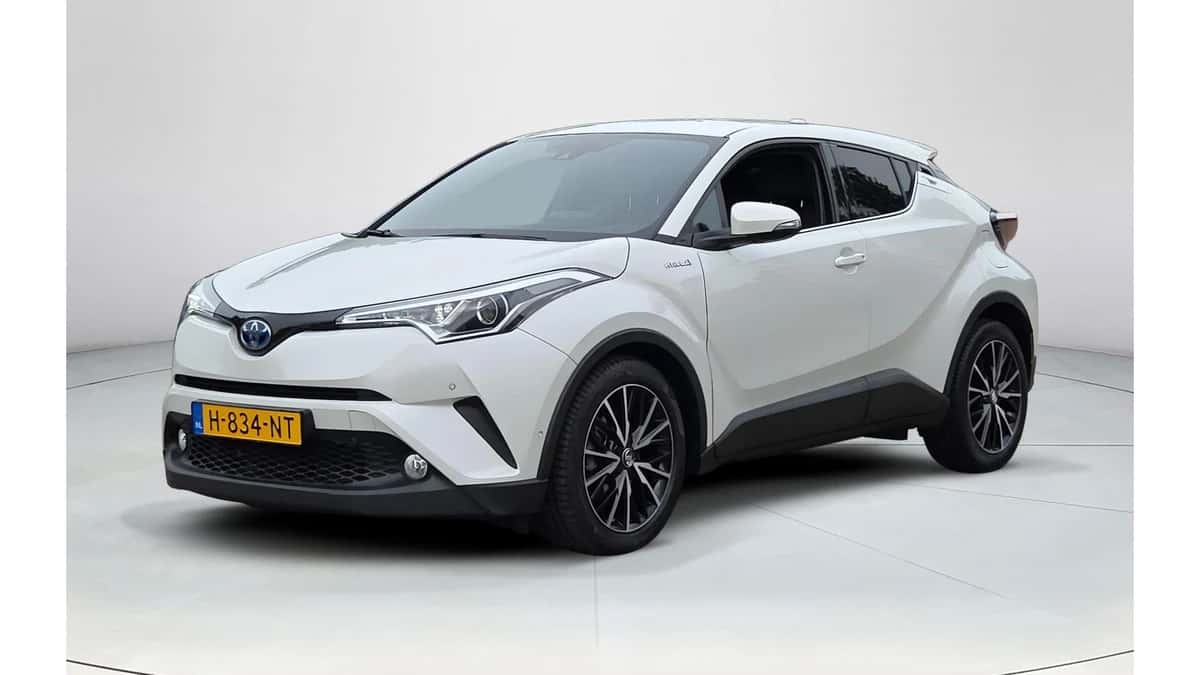 Toyota C-HR (2020) — foto 1