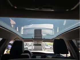 Toyota Auris (2017) thumbnail 12