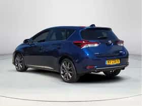 Toyota Auris (2017) thumbnail 3