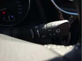 Toyota Auris (2017) thumbnail 21