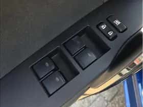 Toyota Auris (2017) thumbnail 25