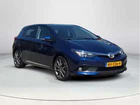 Toyota Auris (2017) thumbnail 7