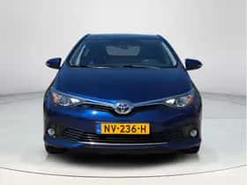 Toyota Auris (2017) thumbnail 8
