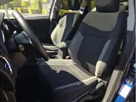 Toyota Auris (2017) thumbnail 10