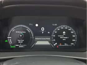 Toyota C-HR (2024) thumbnail 17