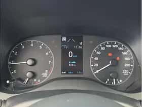Toyota Yaris (2021) thumbnail 16