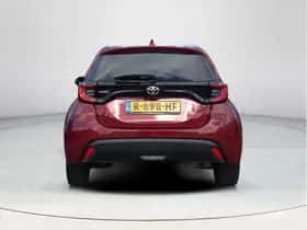 Toyota Yaris (2021) thumbnail 4