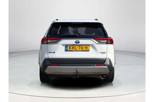 Toyota RAV4 (2023) thumbnail 4