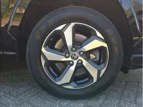 Toyota RAV4 (2022) thumbnail 16