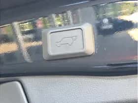 Toyota RAV4 (2022) thumbnail 23