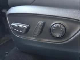 Toyota RAV4 (2022) thumbnail 30