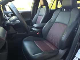 Toyota RAV4 (2022) thumbnail 10