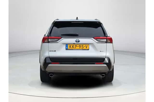 Toyota RAV4 (2025) thumbnail 4