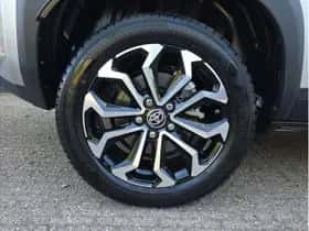 Toyota Yaris Cross (2025) thumbnail 16